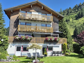 Haus Annette Vorderseite-Südseite