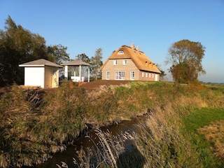 Sauna, verglaster Whirlpool und Wartkroog