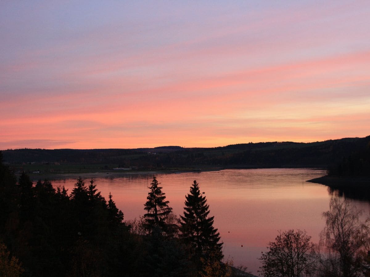 ...der letzte Blick am Abend aus dem Fenster