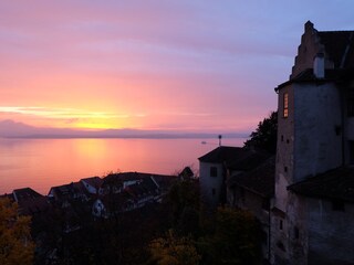 Abendlicher Blick von der Schlossterrasse um die Ecke