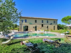 Bellissima villa a Barchi con piscina privata - Barchi - image1