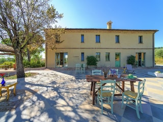 Villa Barchi Outdoor Recording 9