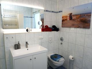 Bad ...  mit Waschmaschine