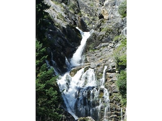 Großer Wasserfall