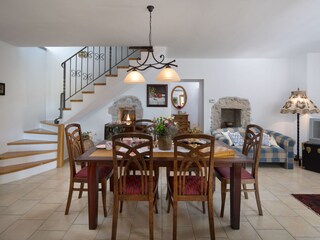 Living room - dining area