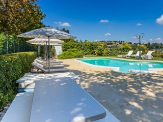 Villa Mogliano Buitenaudio-opname 4
