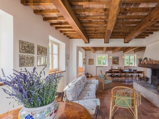 Villa Serrungarina Caratteristiche 16