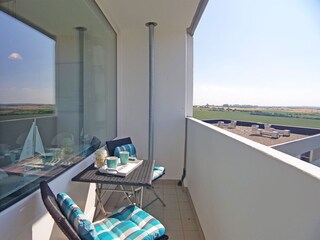 möblierter Balkon - Westausrichtung