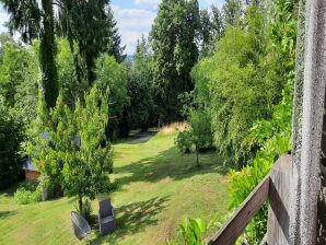 Chalet in Raon-l'Étape am See