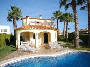 Charmante Villa mit privatem Swimmingpool in Oliva - Oliva - image1