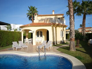 Villa Oliva Outdoor Recording 9