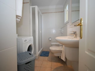 Villa Oliva Features 24