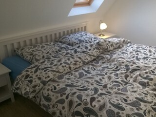 Schlafzimmer 1