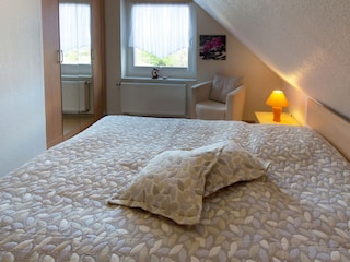 Appartement 12 - Schlafzimmer