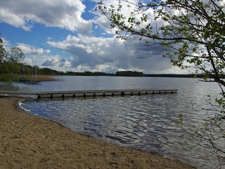 Badestrand mit Steg