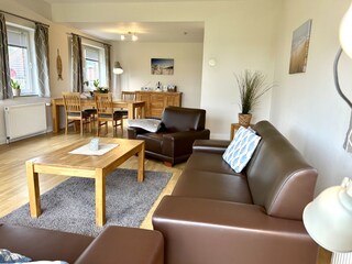 Wohn- und Essbereich