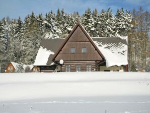 Villa Mooi vakantiehuis bij het Reuzengebergte met tuin - Stupna - image1