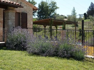 Villa Todi Buitenaudio-opname 16