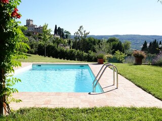 Villa Todi Buitenaudio-opname 18