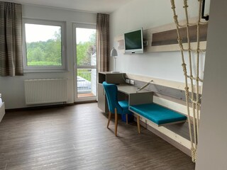 Zimmer 2 mit Balkon