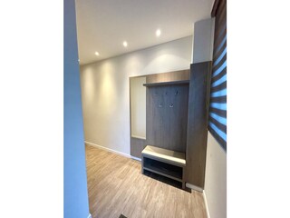 neue Garderobe im Flur