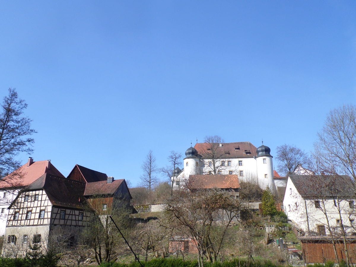 Schloss Unteraufseß und seine "Nachbarschaft"