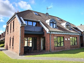 Ansicht hinten mit Balkon