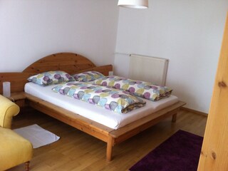 Schlafzimmer 2. OG