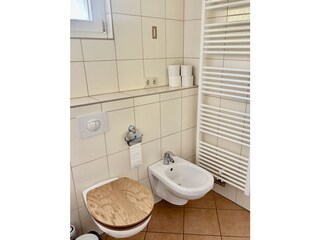 Holiday apartment Wieck Bathroom 13