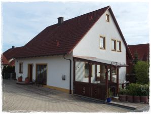 Hedel - Vue sur le Château -