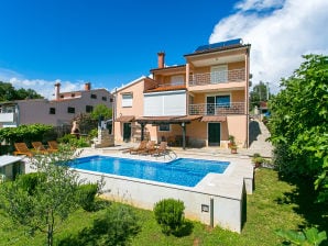 Ferienwohnung Nataly mit Pool - Porec - image1