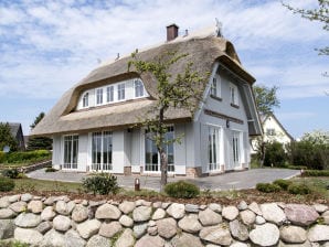 Ferienhaus Reddehus - Middelhagen - image1