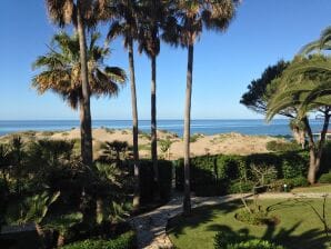 White Pearl Beach Elviria Marbella