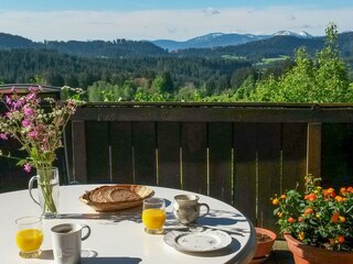 Großer Südbalkon - Frühstück mit Aussicht