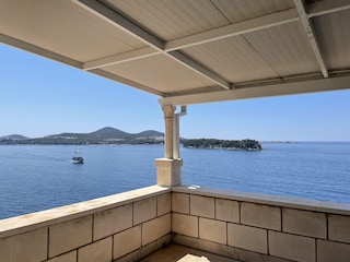 Überdachte Terrasse