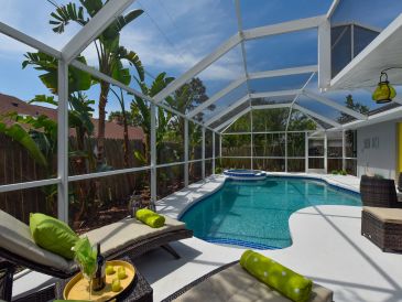 Ferienhaus Pool Villa I mit Privat-Strand