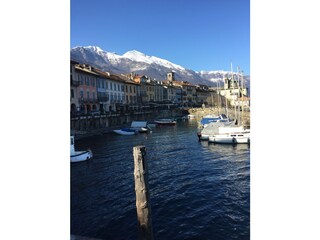 Hafen von Cannobio im Winter