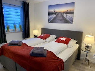 Schlafzimmer 1 Boxspring 1,8 x 2,0 m