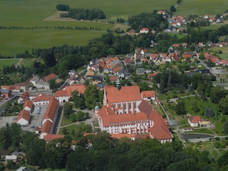 Kloster St. Marienstern (30min Fußweg)