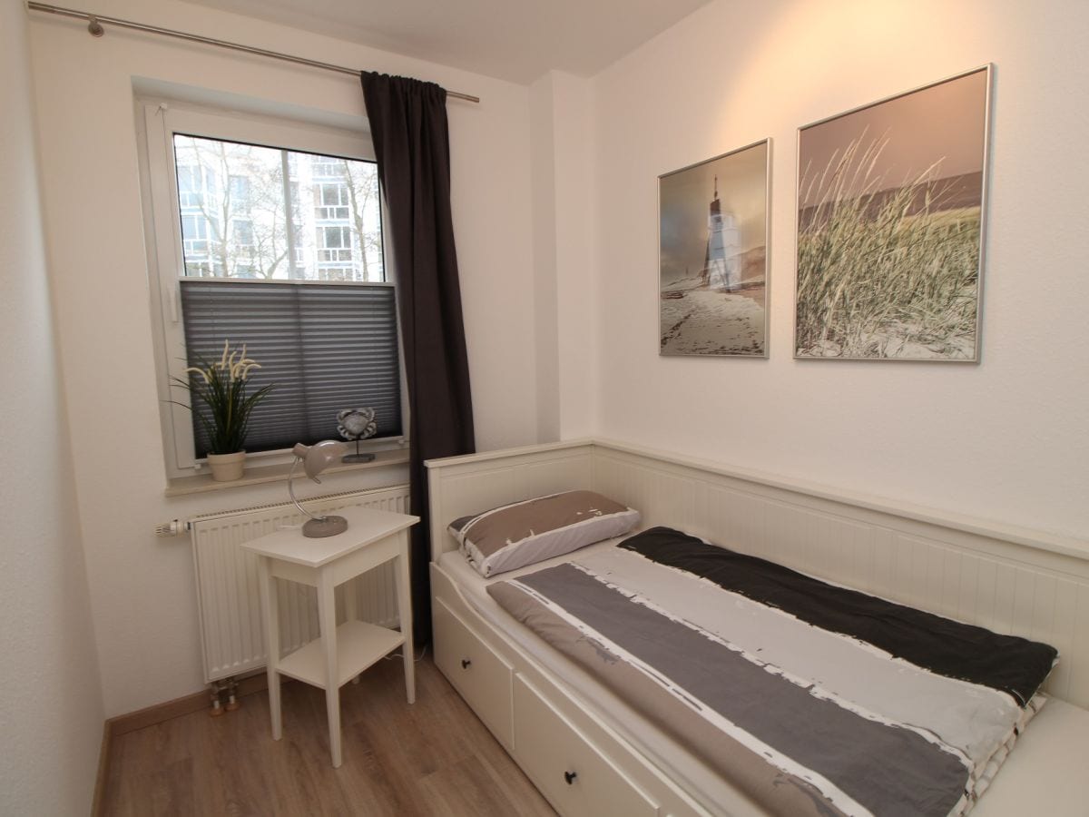 2. Schlafzimmer