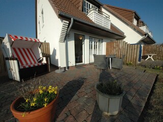 Terrasse mit Strandkorb