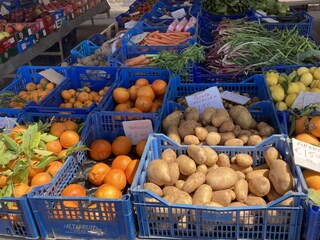 Shopping at the market in Maruggio