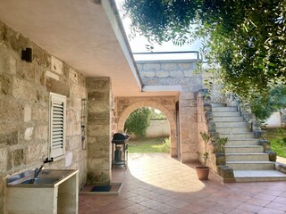 Aussenküche und Aussendusche