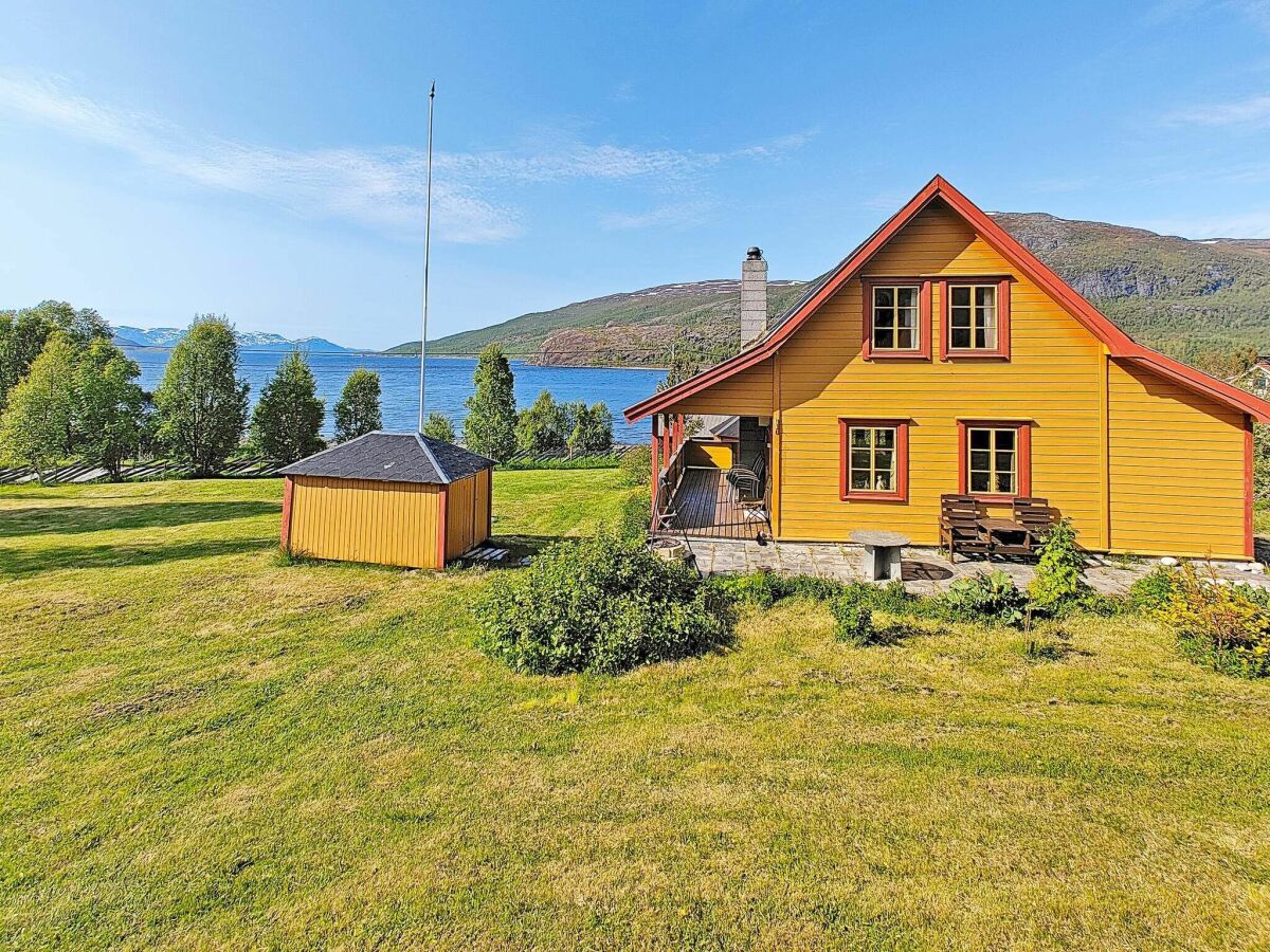 Ferienhaus Henningsvær Außenaufnahme 1