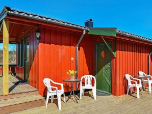 4 Personen Ferienhaus in lyngdal - Korshamn - image1