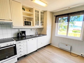 Holiday house Eide  14
