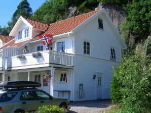 Holiday house 8 person holiday home in Lindesnes - Lindesnes - image1