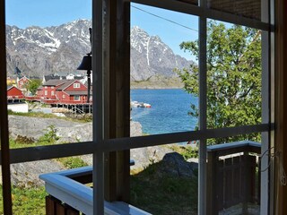 Holiday house Henningsvær  14