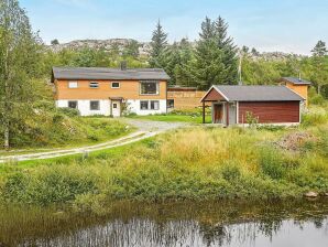 Casa vacacional Maison de vacances pour 8 a Sandstad