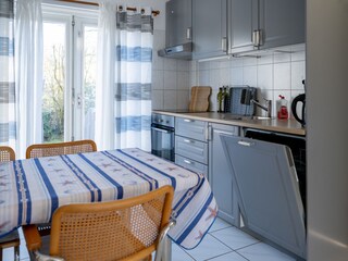 Kaffeemaschine, Ofen, Spülmaschine